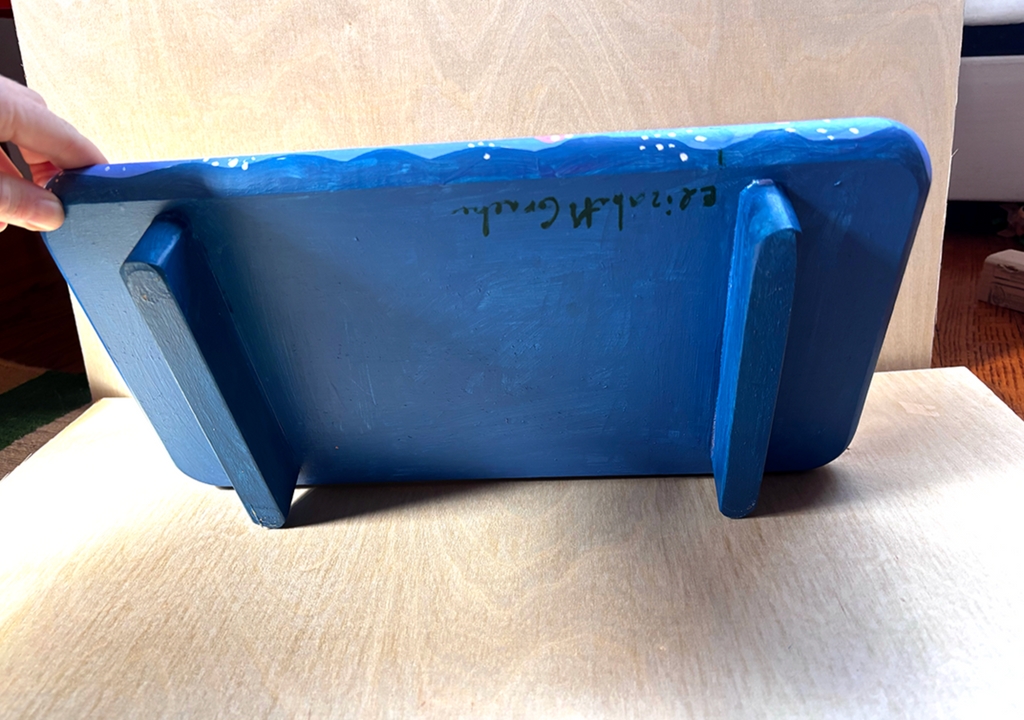Alligator tray