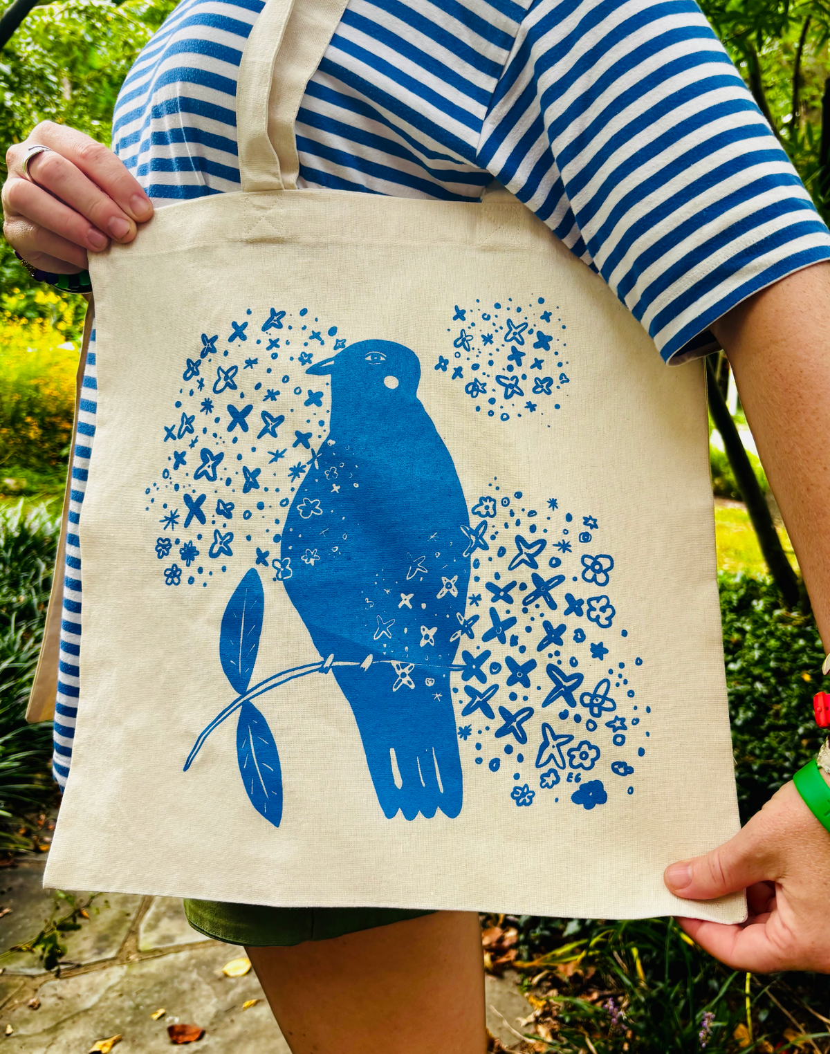 Bird tote bag