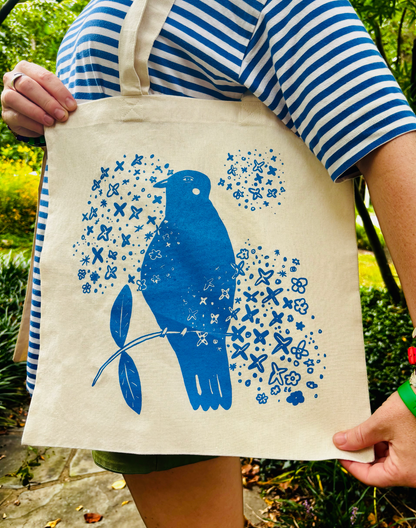 Bird tote bag